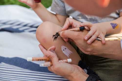 SET 6 LÁPICES MAQUILLAJE NAMAKI - MUNDO DEL TERROR