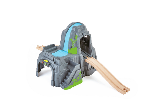 Túnel de Montaña con Luz y Sonido de tren