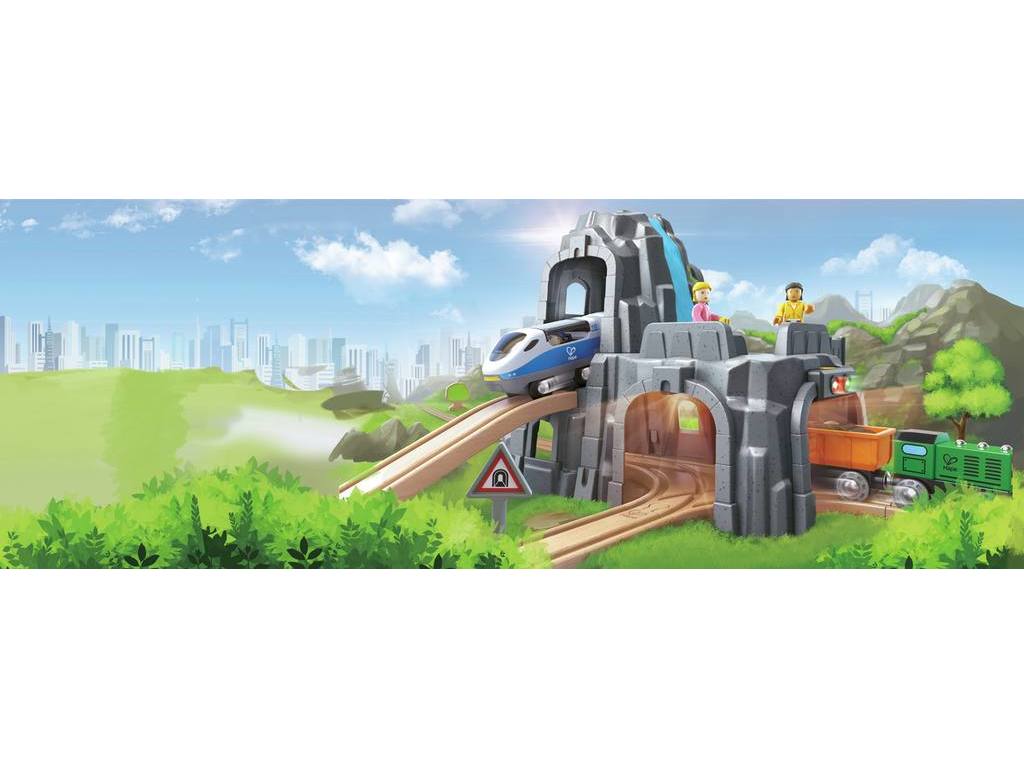 Túnel de Montaña con Luz y Sonido de tren