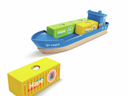 Buque de carga y grúa